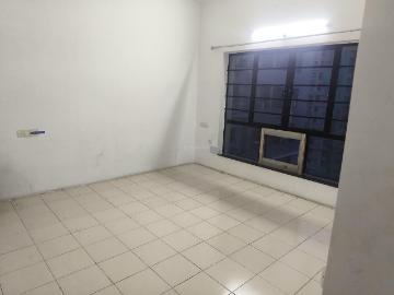 2 BHK Apartment in Tangra for rent Kolkata. The reference number is 19919672