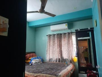 2 BHK Apartment in Tangra for rent Kolkata. The reference number is 20407810