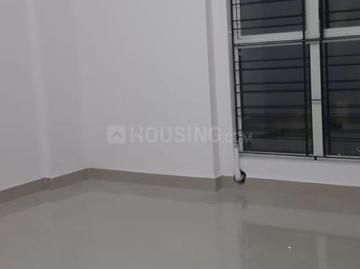 2 BHK Apartment in Tangra for rent Kolkata. The reference number is 20540843