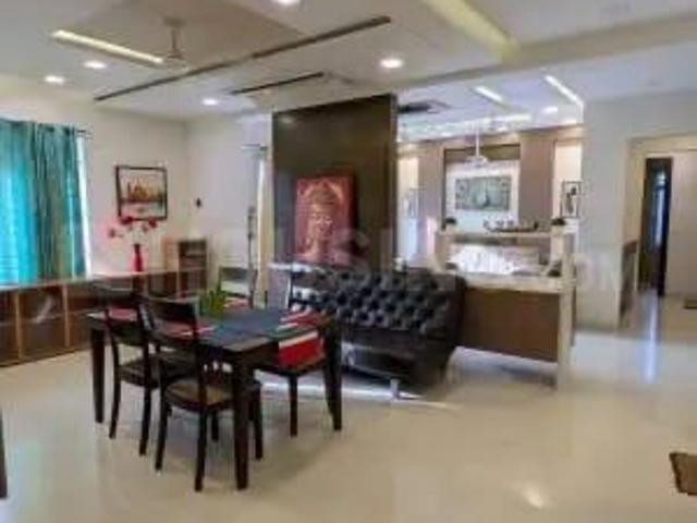 2 BHK Apartment in Tangra for rent Kolkata. The reference number is 20885892