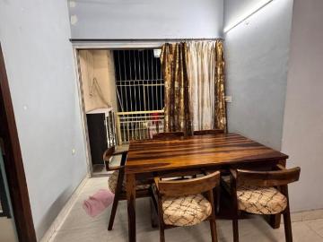 2 BHK Apartment in Tangra for rent Kolkata. The reference number is 20196659