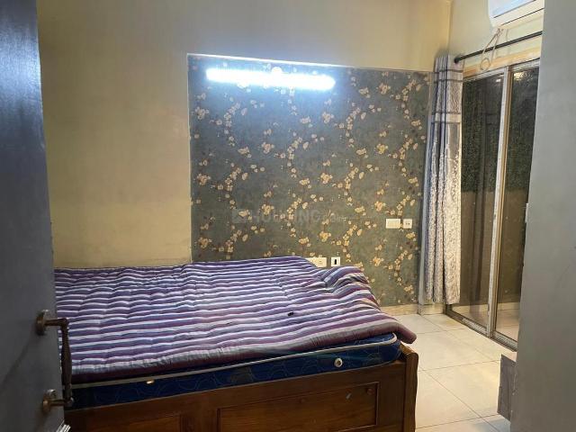 2 BHK Apartment in Tangra for rent Kolkata. The reference number is 21028447