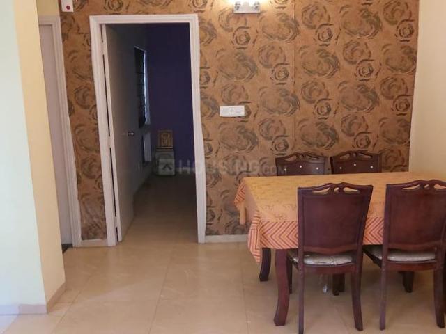 2 BHK Apartment in Tangra for rent Kolkata. The reference number is 21028516