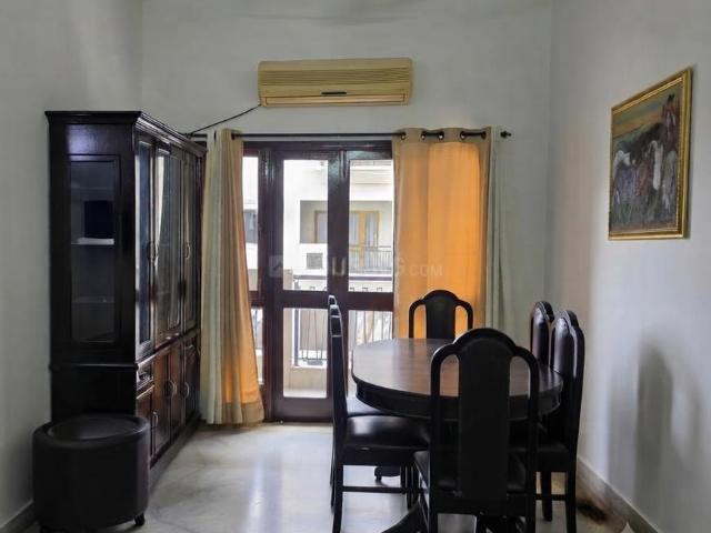 2 BHK Apartment in Tangra for rent Kolkata. The reference number is 21279938