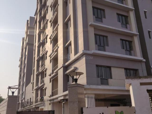 2 BHK Apartment in Tangra for resale Kolkata. The reference number is 11481888