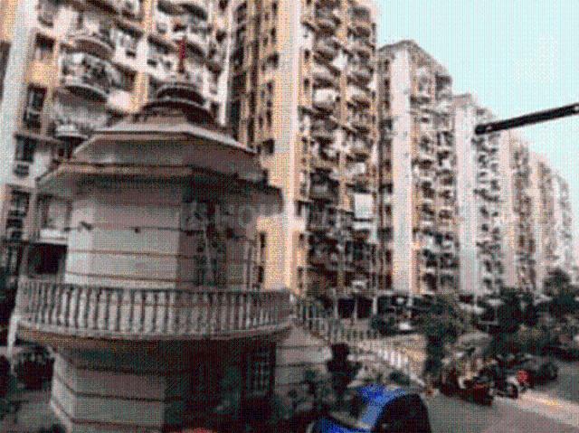 2 BHK Apartment in Tangra for resale Kolkata. The reference number is 21253920