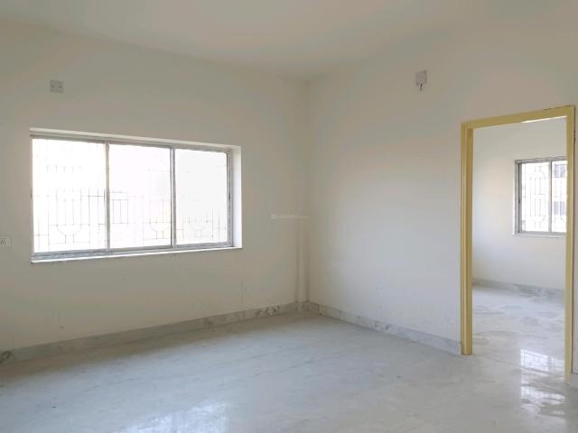 2 BHK Apartment in Taratala for resale Kolkata. The reference number is 20237648