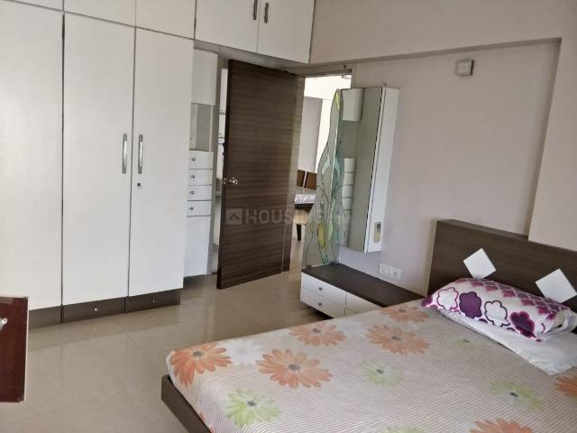2 BHK Apartment in Tardeo for rent Mumbai. The reference number is 19087412