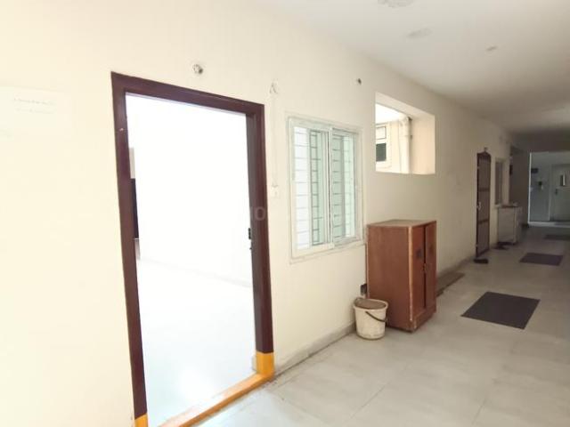 2 BHK Apartment in Tarnaka for resale Secunderabad. The reference number is 20427476