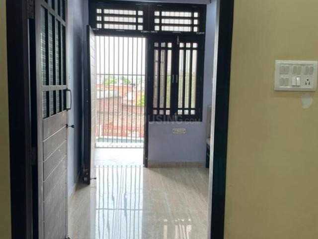 2 BHK Apartment in Telibagh for rent Lucknow. The reference number is 20691310