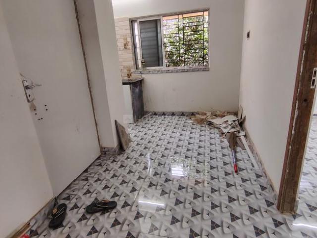 2 BHK Apartment in Thakurpukur for rent Kolkata. The reference number is 21331457