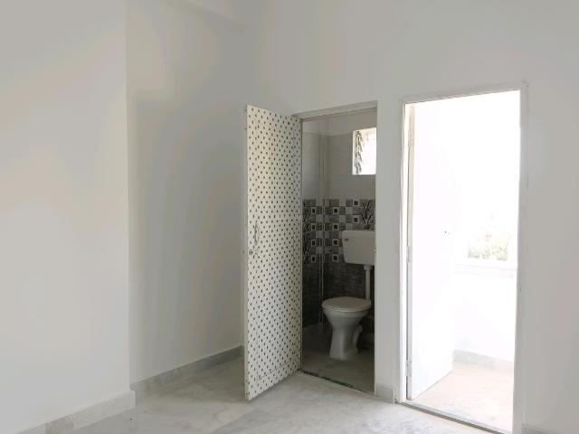 2 BHK Apartment in Thakurpukur for resale Kolkata. The reference number is 19499963