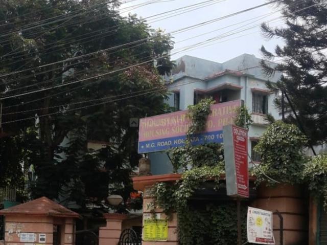 2 BHK Apartment in Thakurpukur for resale Kolkata. The reference number is 12231825