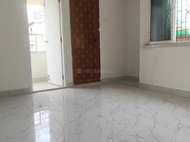 2 BHK Apartment in Thakurpukur for resale Kolkata. The reference number is 21186374