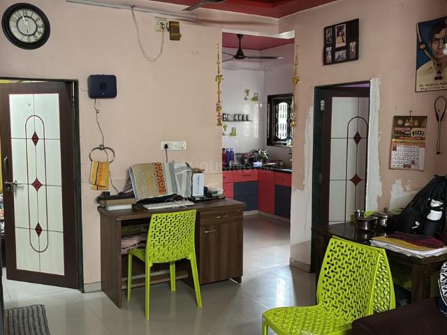 2 BHK Apartment in Thaltej for rent Ahmedabad. The reference number is 21130931