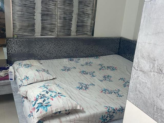 2 BHK Apartment in Thaltej for resale Ahmedabad. The reference number is 21102375