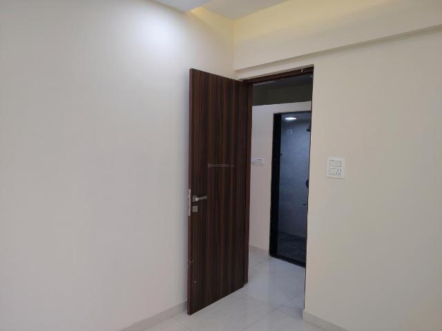 2 BHK Apartment in Thane West for rent Thane. The reference number is 18614348