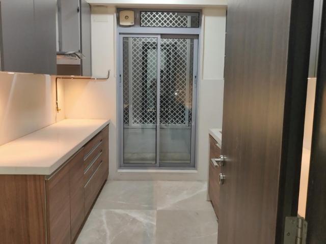 2 BHK Apartment in Thane West for rent Thane. The reference number is 18728518