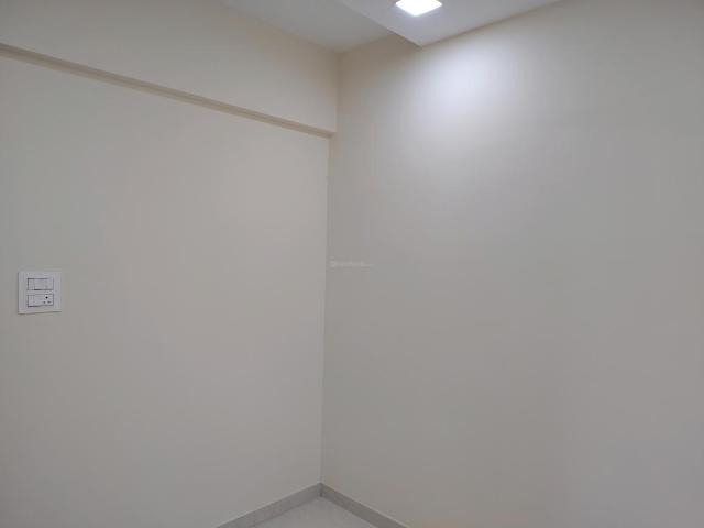 2 BHK Apartment in Thane West for rent Thane. The reference number is 18854008