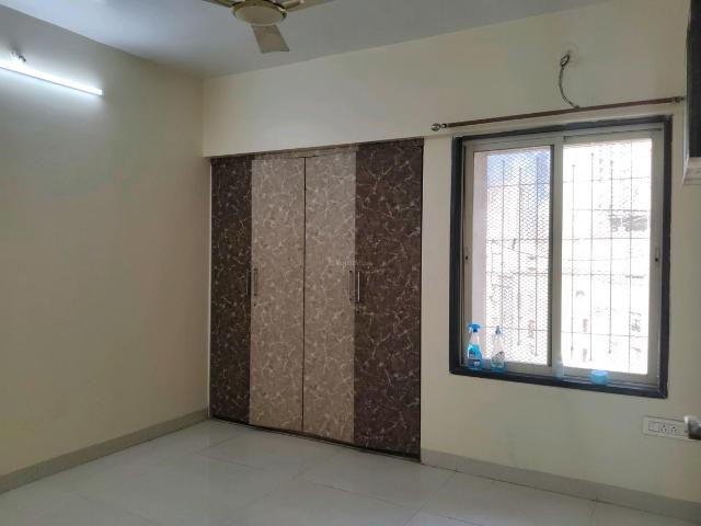 2 BHK Apartment in Thane West for rent Thane. The reference number is 19696246