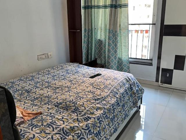 2 BHK Apartment in Thane West for rent Thane. The reference number is 20029921