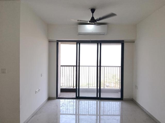 2 BHK Apartment in Thane West for rent Thane. The reference number is 20105778