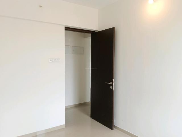 2 BHK Apartment in Thane West for rent Thane. The reference number is 20383530