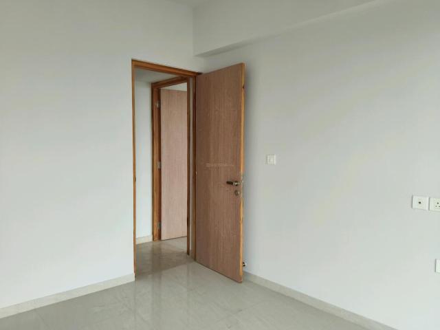 2 BHK Apartment in Thane West for rent Thane. The reference number is 20486112