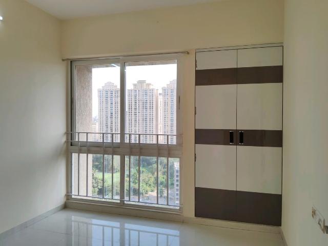 2 BHK Apartment in Thane West for rent Thane. The reference number is 20425111