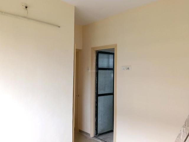 2 BHK Apartment in Thane West for rent Thane. The reference number is 20559600