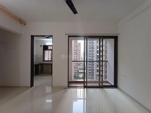 2 BHK Apartment in Thane West for rent Thane. The reference number is 20763126