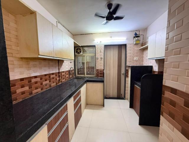2 BHK Apartment in Thane West for rent Thane. The reference number is 20737105