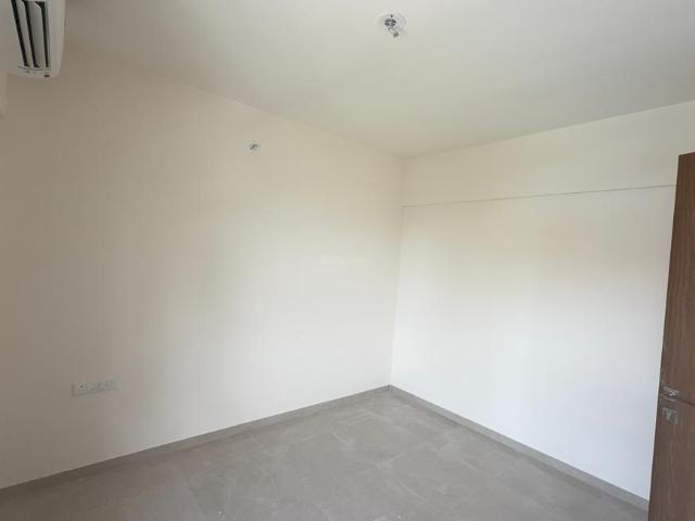 2 BHK Apartment in Thane West for rent Thane. The reference number is 20861331