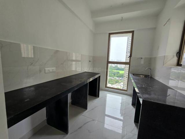 2 BHK Apartment in Thane West for rent Thane. The reference number is 20879319