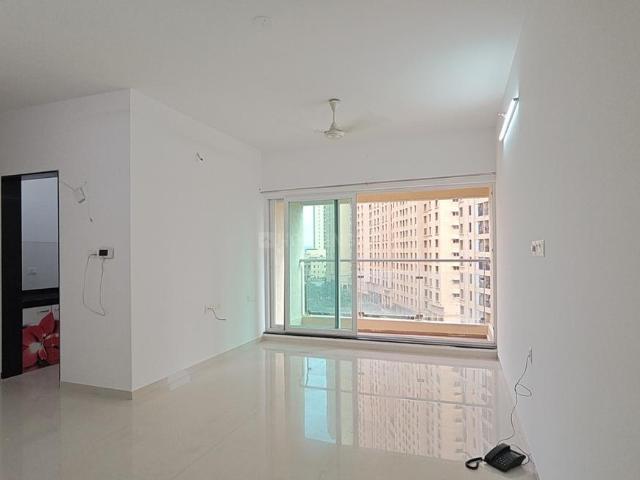 2 BHK Apartment in Thane West for rent Thane. The reference number is 20891158