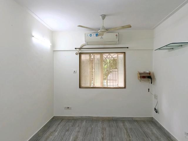 2 BHK Apartment in Thane West for rent Thane. The reference number is 20938764
