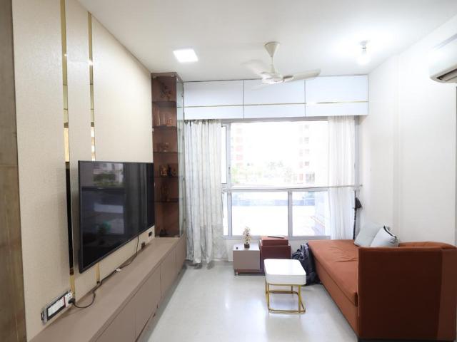 2 BHK Apartment in Thane West for rent Thane. The reference number is 21070462