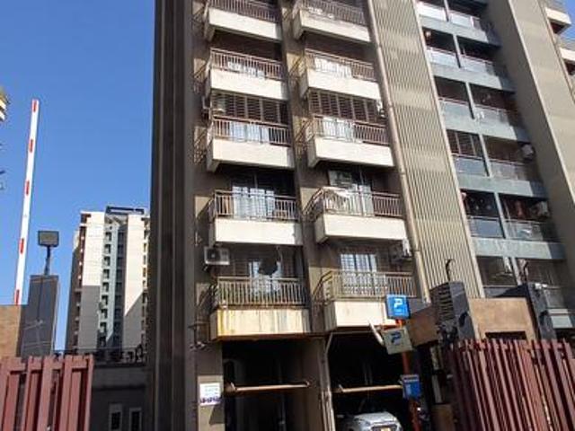 2 BHK Apartment in Thane West for rent Thane. The reference number is 21074050
