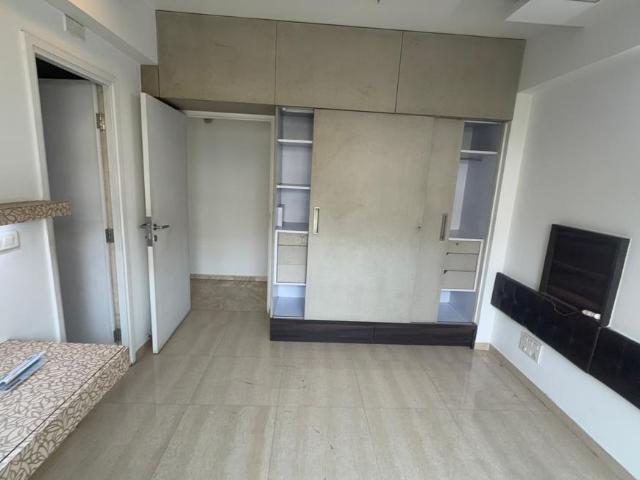 2 BHK Apartment in Thane West for rent Thane. The reference number is 21170487