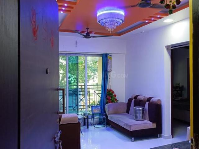 2 BHK Apartment in Thane West for rent Thane. The reference number is 21190700