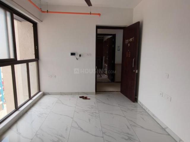 2 BHK Apartment in Thane West for rent Thane. The reference number is 21119759