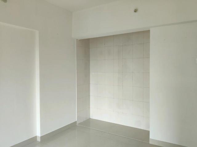 2 BHK Apartment in Thane West for resale Thane. The reference number is 18651859