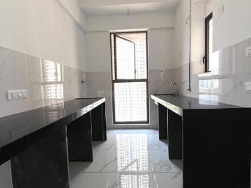 2 BHK Apartment in Thane West for resale Thane. The reference number is 18728457