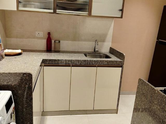 2 BHK Apartment in Thane West for resale Thane. The reference number is 18756508