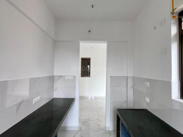 2 BHK Apartment in Thane West for resale Thane. The reference number is 19502865