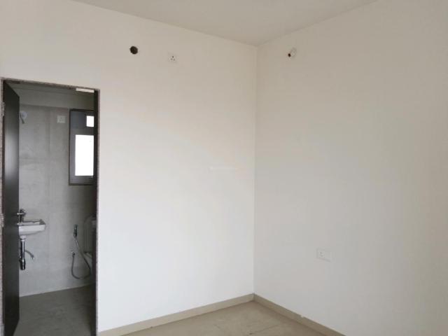 2 BHK Apartment in Thane West for resale Thane. The reference number is 19555697