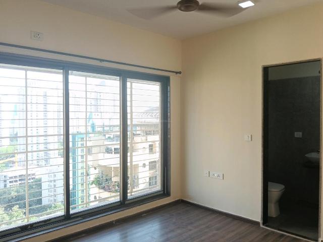 2 BHK Apartment in Thane West for resale Thane. The reference number is 20286581