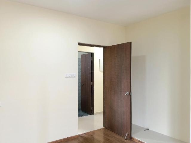 2 BHK Apartment in Thane West for resale Thane. The reference number is 20317460
