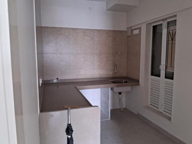 2 BHK Apartment in Thane West for resale Thane. The reference number is 21042631