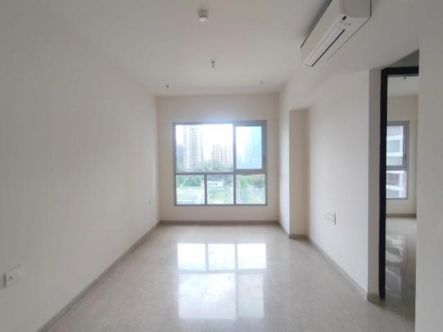 2 BHK Apartment in Thane West for resale Thane. The reference number is 21099964
